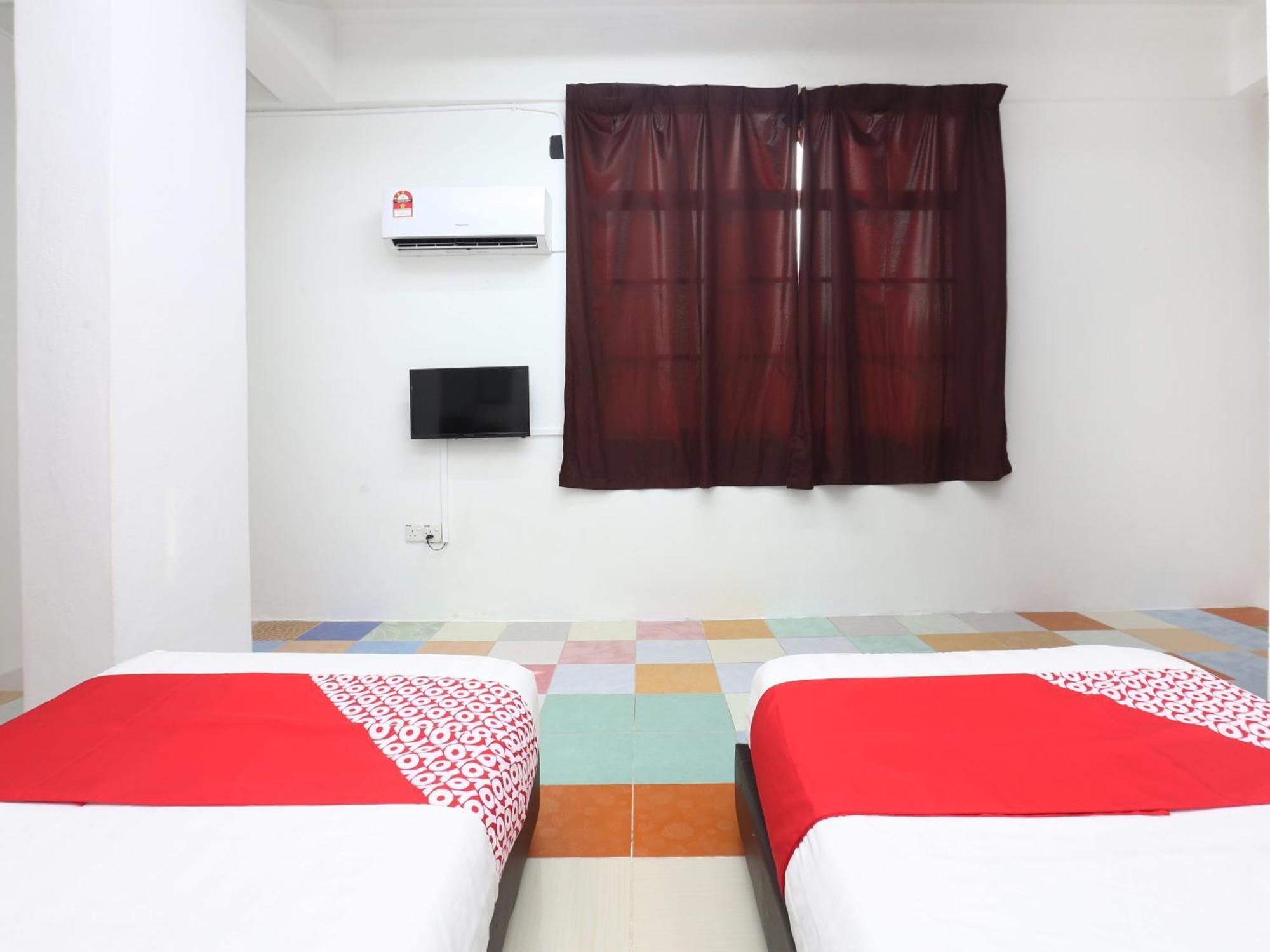 Kb Rest Inn-Family Triple Kota Bharu Exterior photo